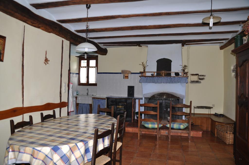 Etxeberri Landa Etxea ξενώνας Régil Δωμάτιο φωτογραφία